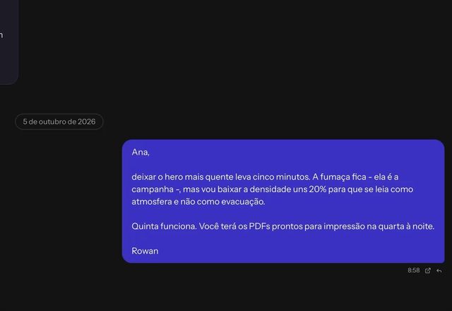 Reviewed for MailVault version 2.20.0 Uma conversa de e-mail aparece na visão de chat, como balões de chat agrupados por pessoa e assunto. · Reviewed for MailVault version 2.20.0
