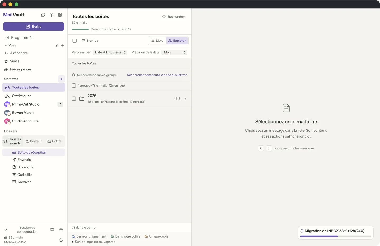 MailVault version 2.16.0 fr Explorer de MailVault en mode date puis discussion, montrant les conversations groupées sous un mois · MailVault version 2.16.0 fr