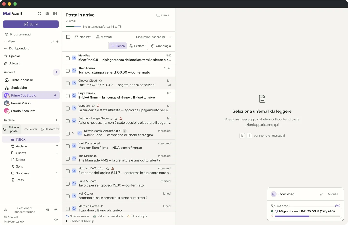 Barra di avanzamento dell'archiviazione di MailVault durante un backup di email in blocco · MailVault version 2.16.0 it