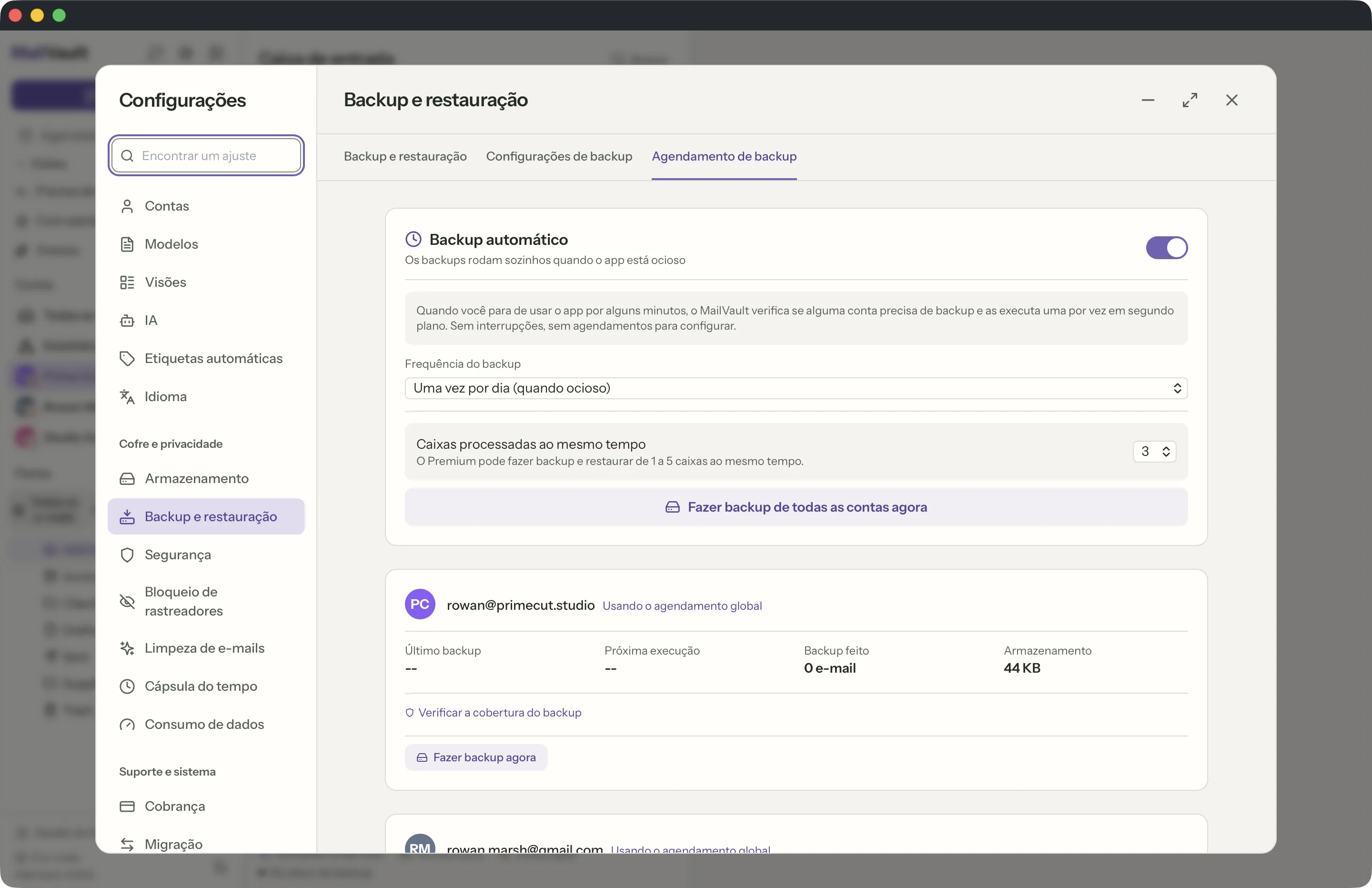 Backups agendados na janela do MailVault · MailVault version 2.16.0